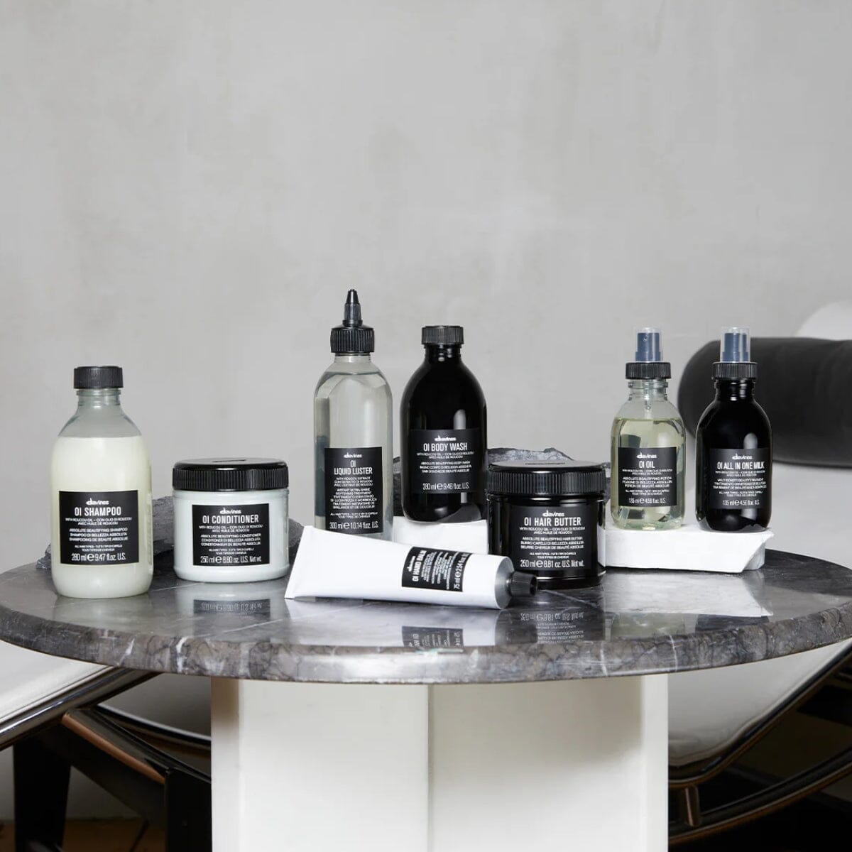 Davines OI Shampoo: Absolute Beautifying Shampoo with Roucou Oil